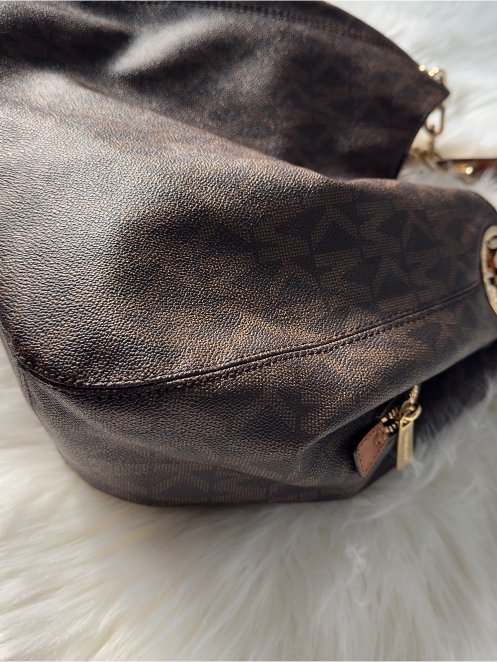 Michael Kors💝💝Brown Logo Hobo Bag - Picture 3 of 9